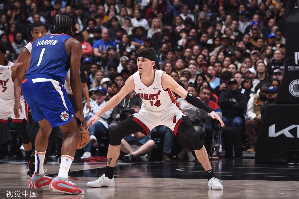 上的果断和 上的果断和